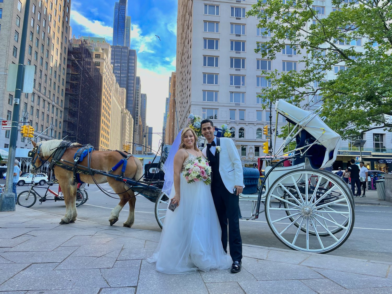 Horse Carriage Ride For Wedding